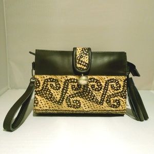 Clutch straw/ leather handwoven, tribal pattern